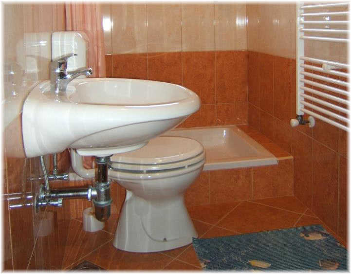 Apartment 4